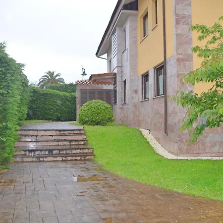 Daire I&f By Casas De Picos Colombres